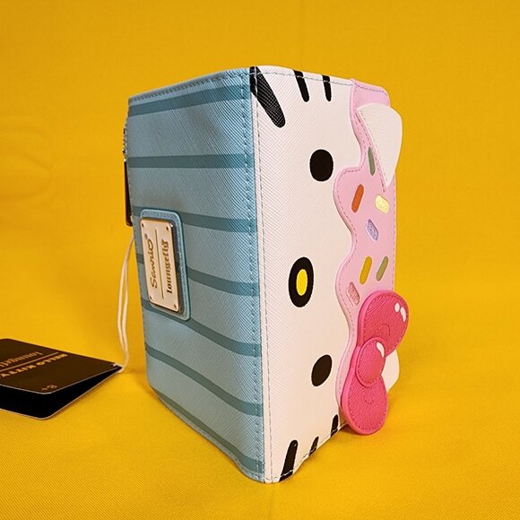 Loungefly Sanrio Hello Kitty Cupcake Sprinkle Sweet Treats Flap Wallet NEW - Picture 12 of 13